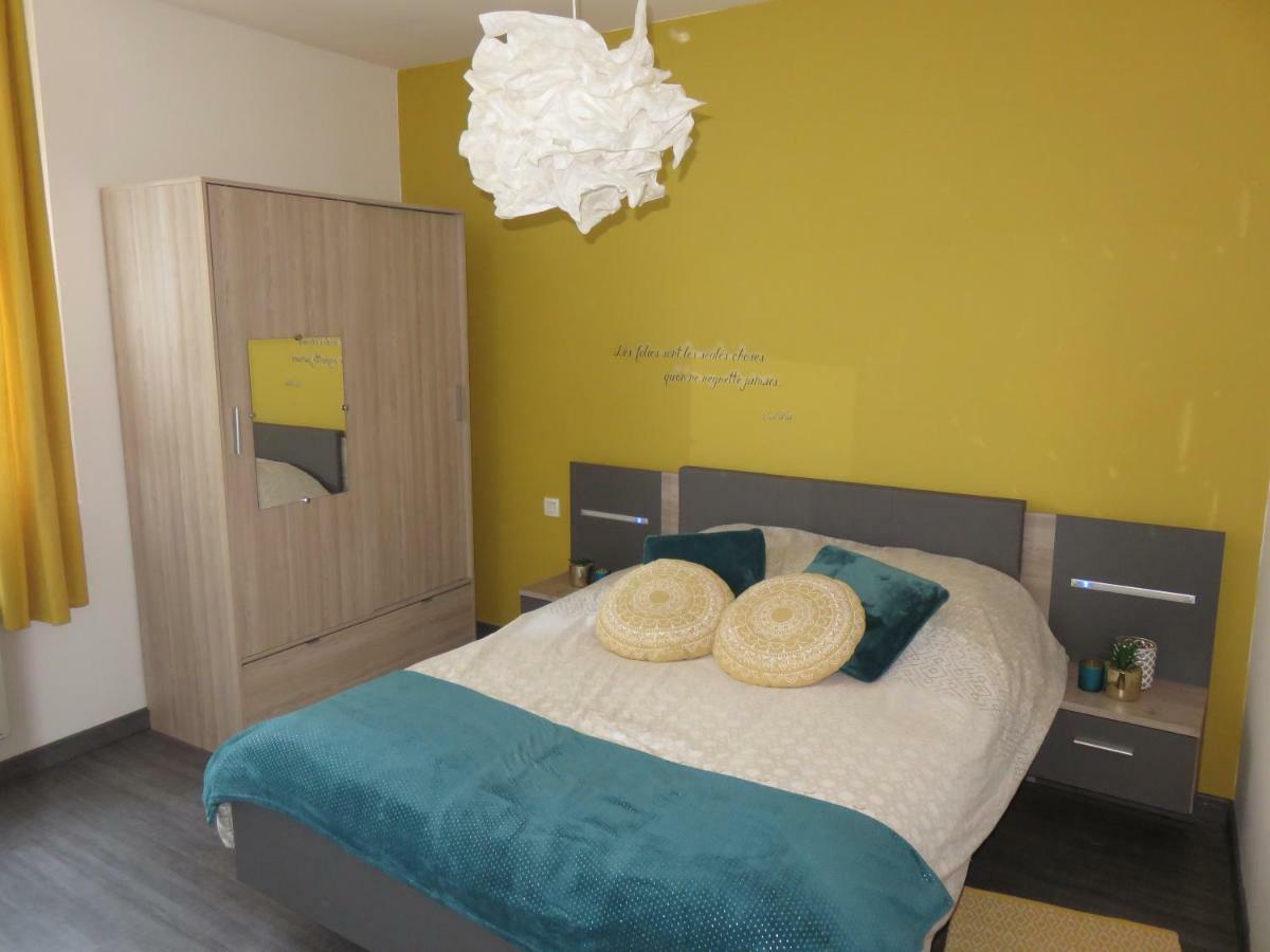 Grand Appartement Chaleureux 투아르 외부 사진